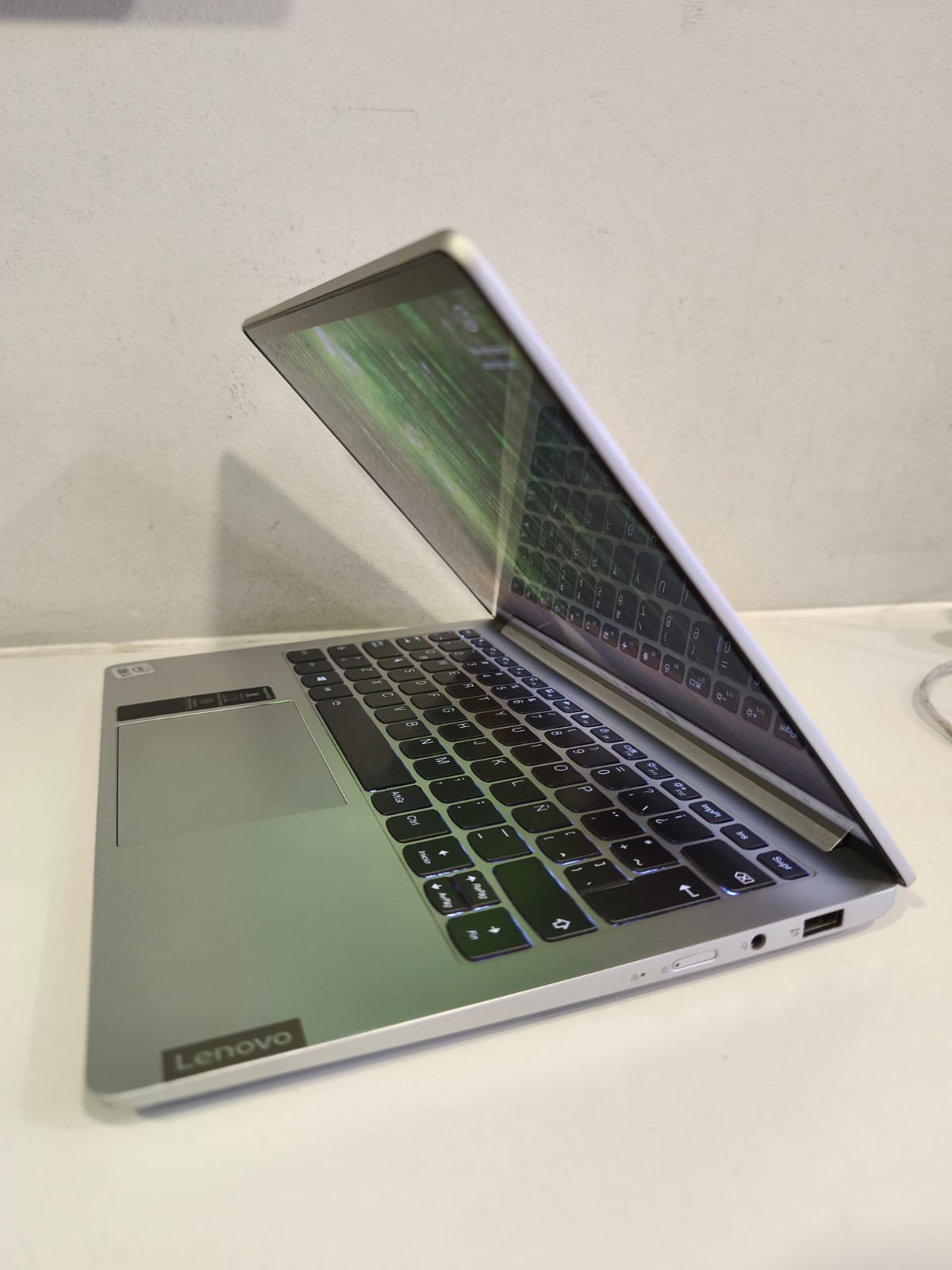 Notebook Lenovo Ideapad S540-13IML i5 10ma 16gb RAM 512gb (Reacondicionado)