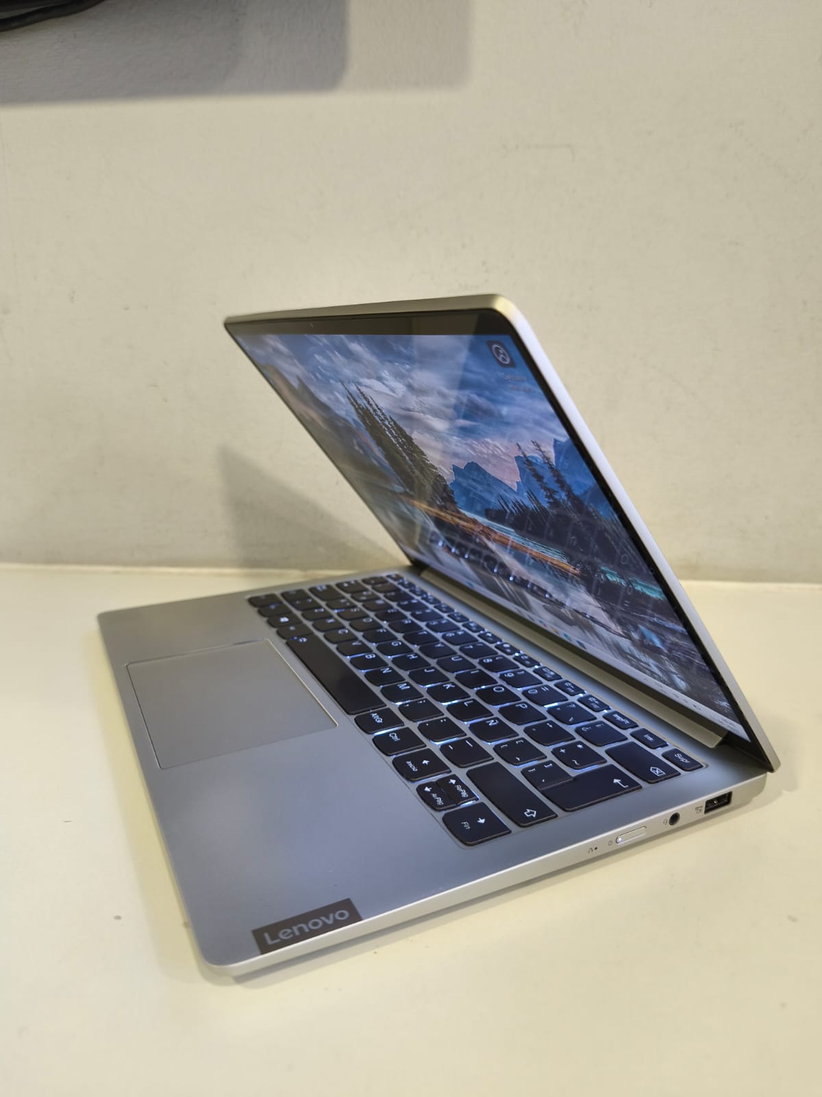 Notebook Lenovo Ideapad S540-13IML i5 10ma 16gb RAM 512gb (Reacondicionado)