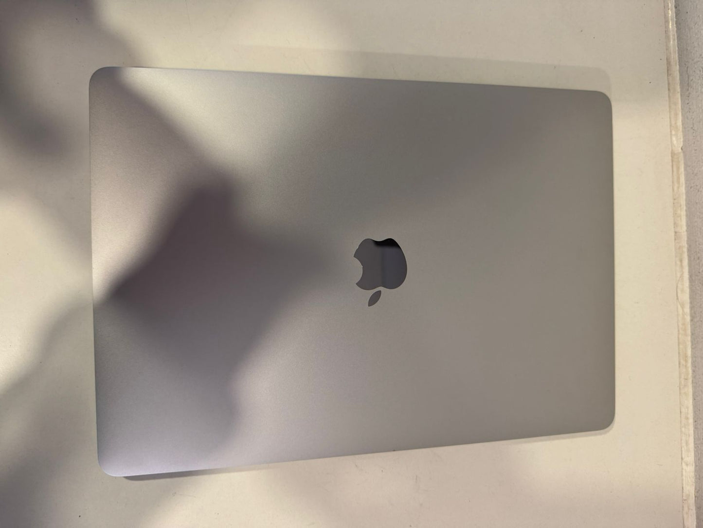 Macbook Air 13.3 pulgadas 2020 M1 8gb ram 256gb (Reacondicionado)
