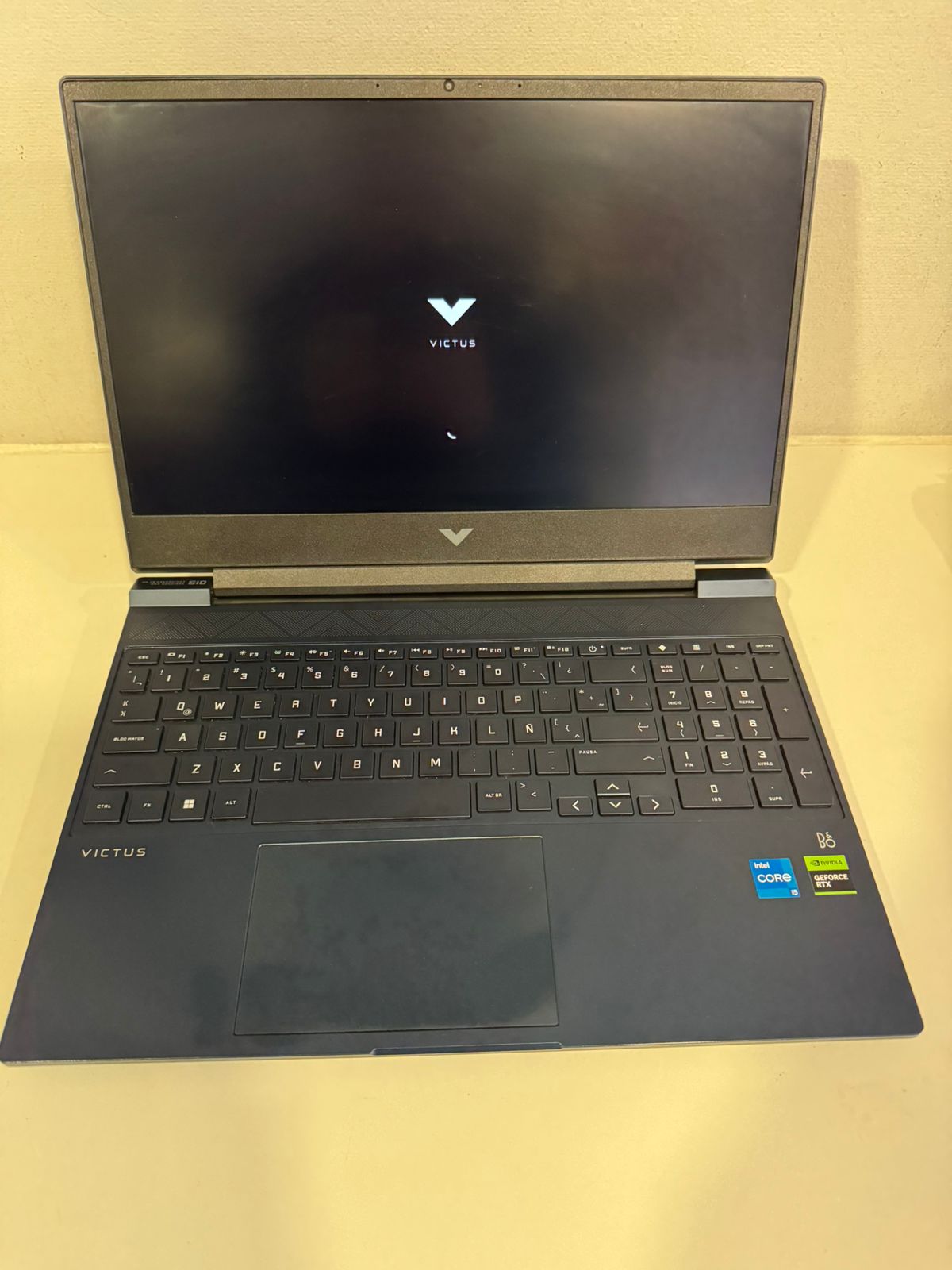 Hp Gaming Victus 15,6 pulgadas i5 12th 32gb ram, 1 Tb m2 NVIDIA 3050 RTX (Reacondicionado)