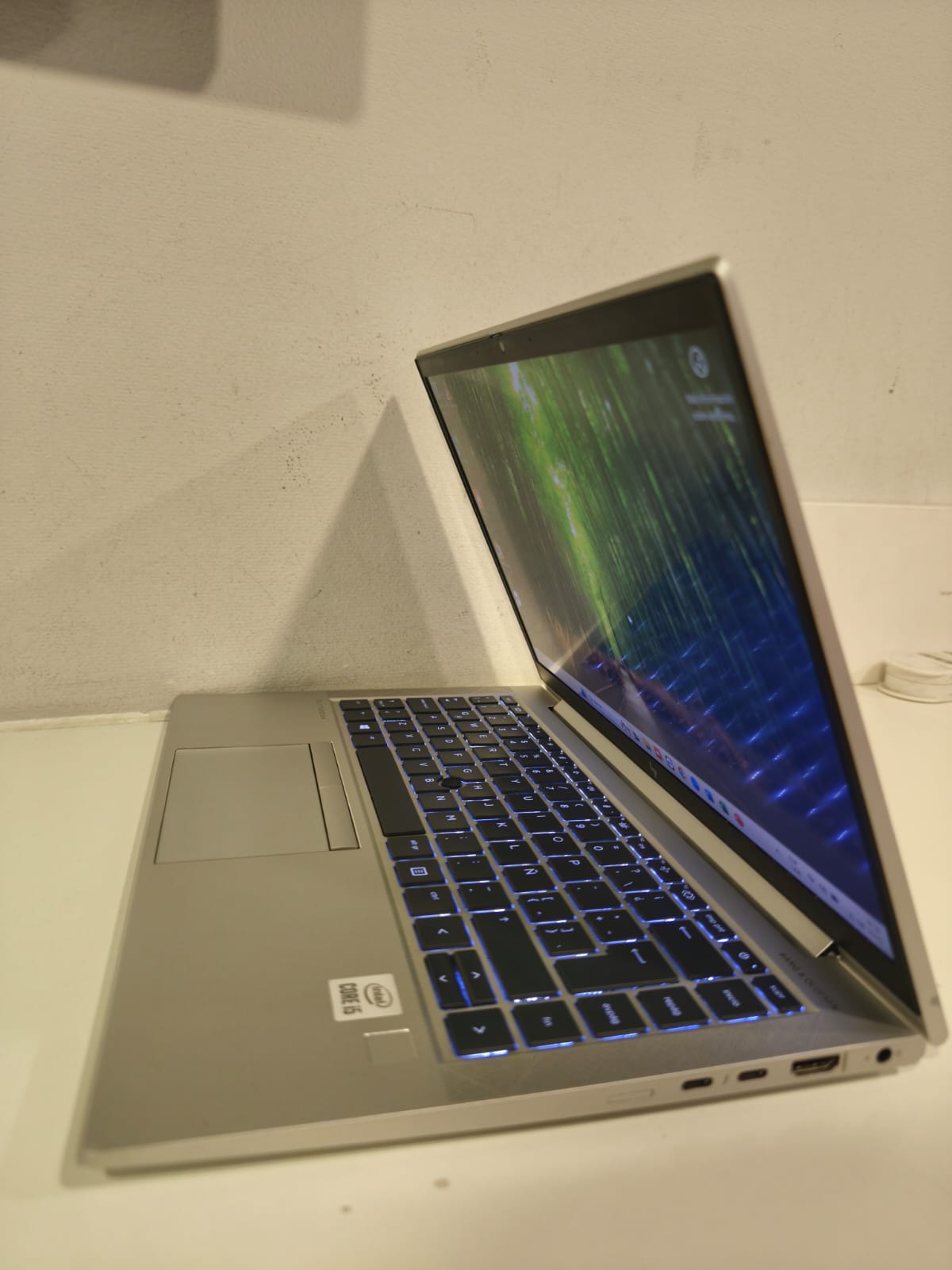 Hp Elitebook 840 G7 i5 10th 16gb ram, 256 gb m2 (Reacondicionado)
