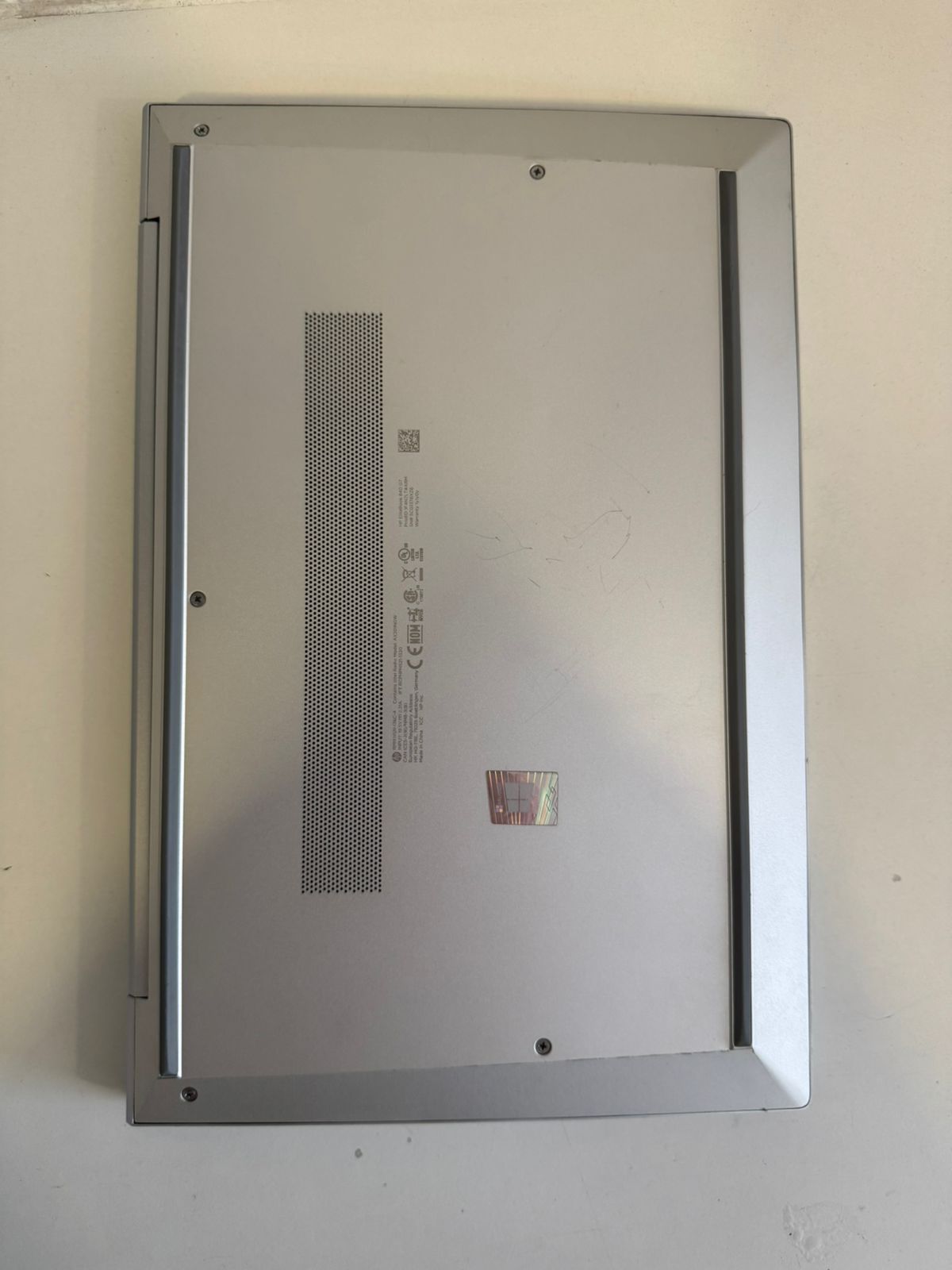 Hp Elitebook 840 G7 i5 10th 16gb ram, 256 gb m2 (Reacondicionado)