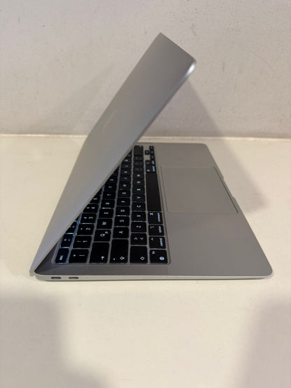 Macbook Air 13.3 pulgadas 2020 M1 8gb ram 256gb (Reacondicionado)