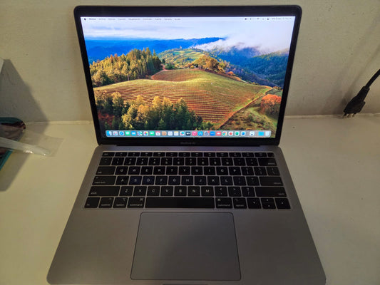 Macbook Air 13.3 pulgadas 2018 Intel i5 8gb ram 256gb (Reacondicionado)